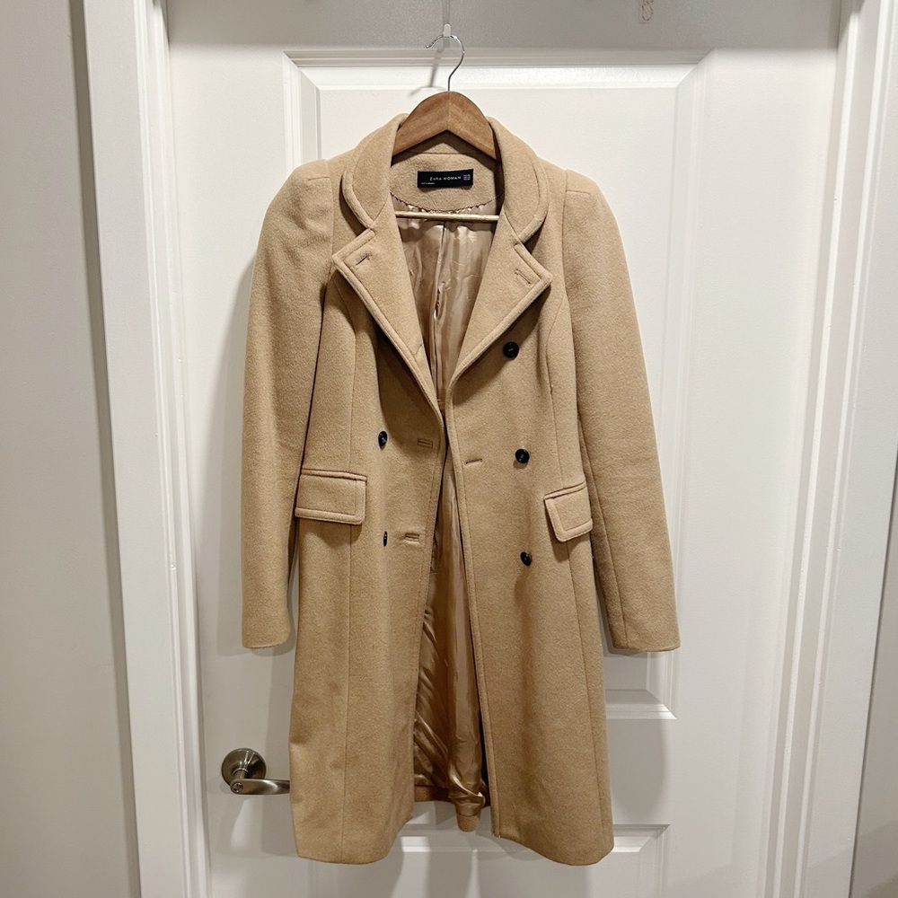 Zara Women’s Wool-Blend Coat